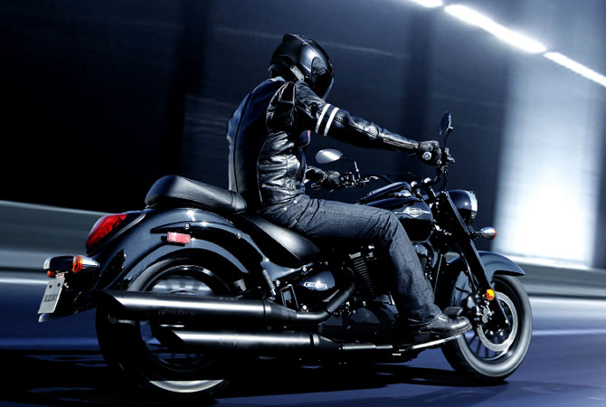 Suzuki Intruder C800B #7