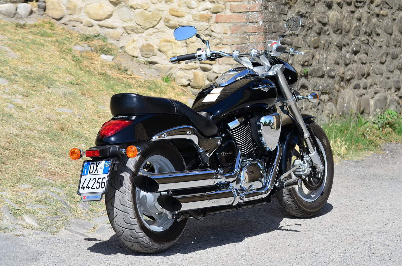 Suzuki Intruder M800T #8