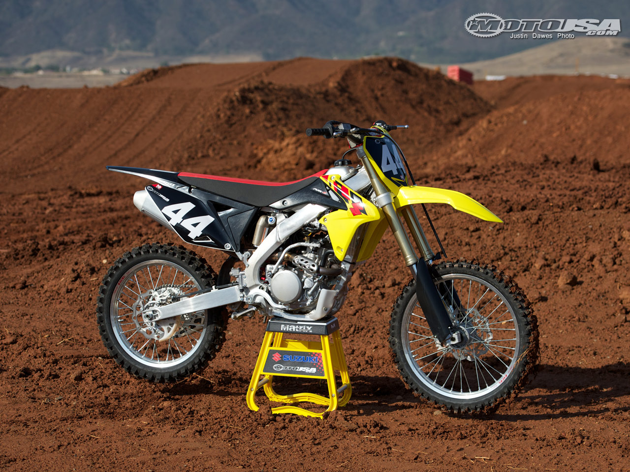 2013 Suzuki RM-Z250 #9