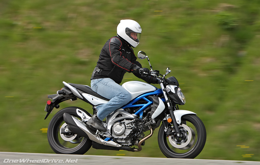 2009 Suzuki SFV650 Gladius #8