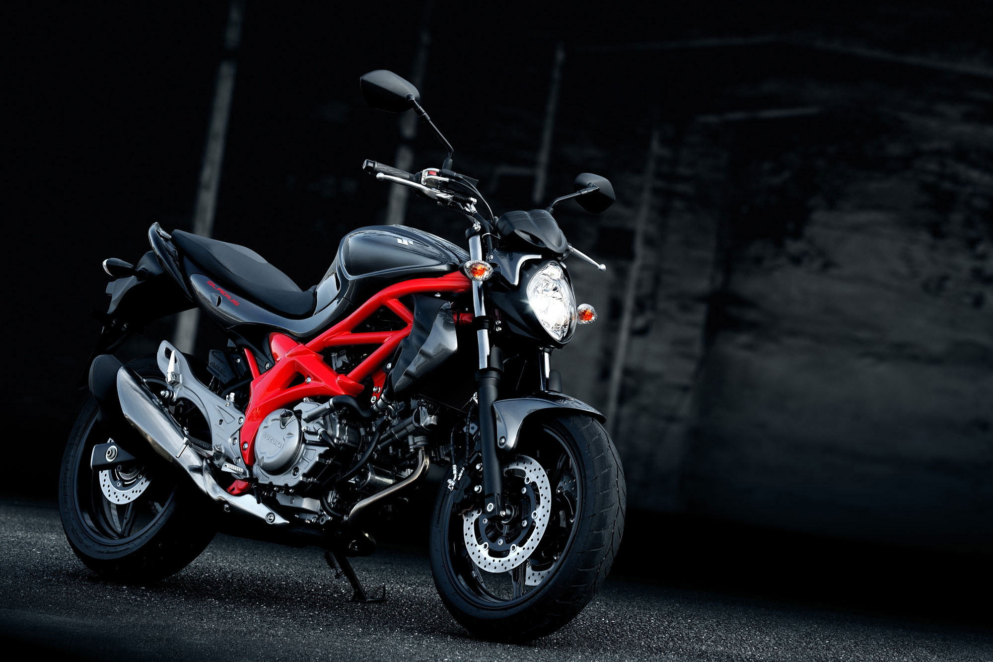 2014 Suzuki SFV650 #9