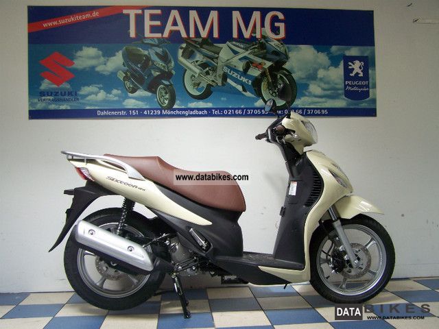 2011 Suzuki Sixteen #7