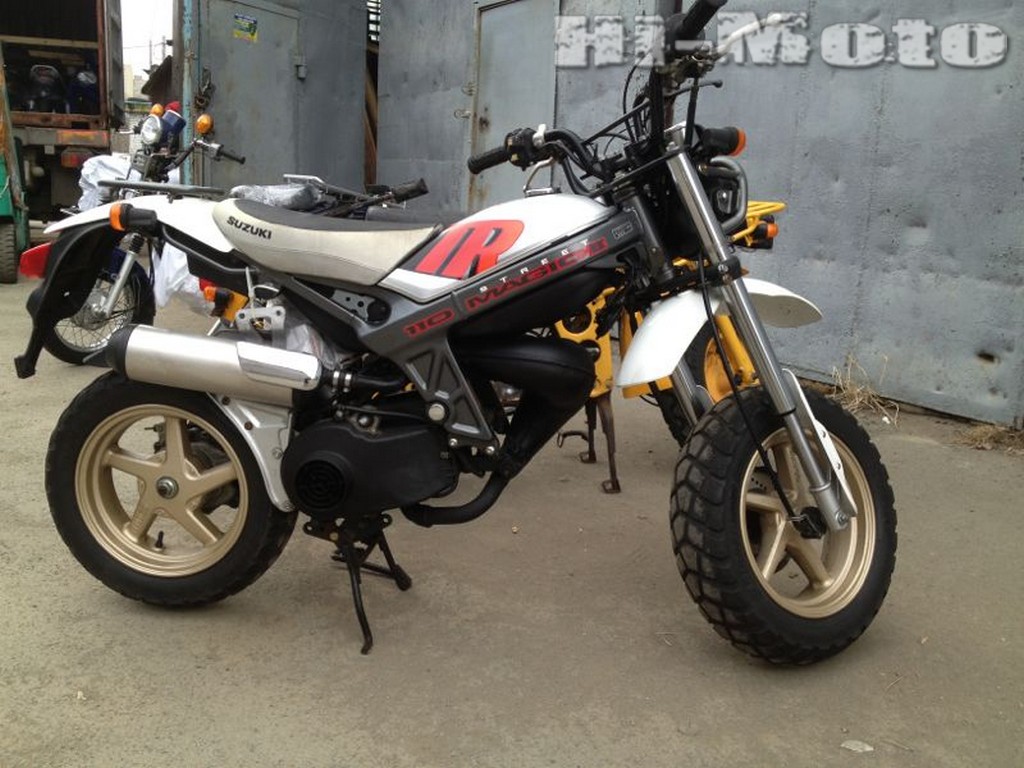 Suzuki Street Magic 2