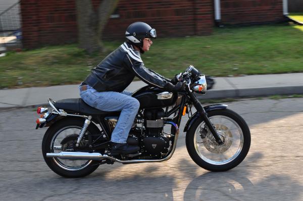 2007 Triumph Bonneville Black #9