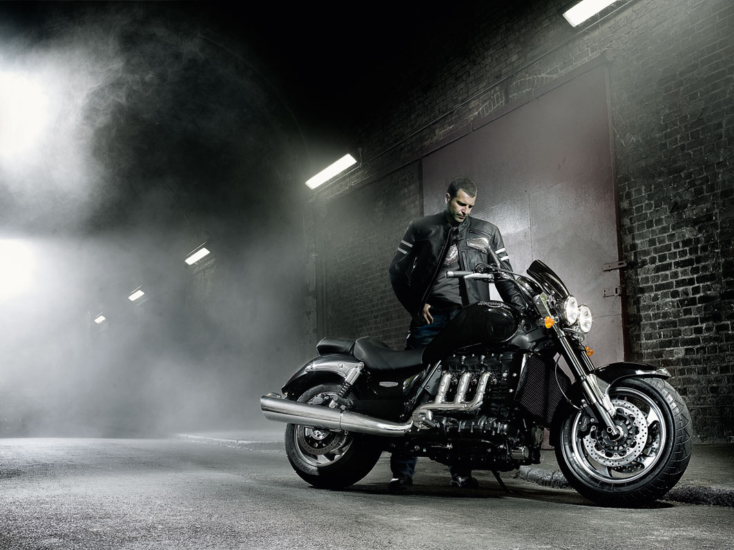 2011 Triumph Rocket III Roadster #10