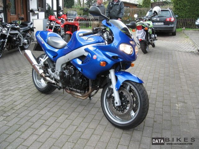 2004 Triumph Sprint RS #8