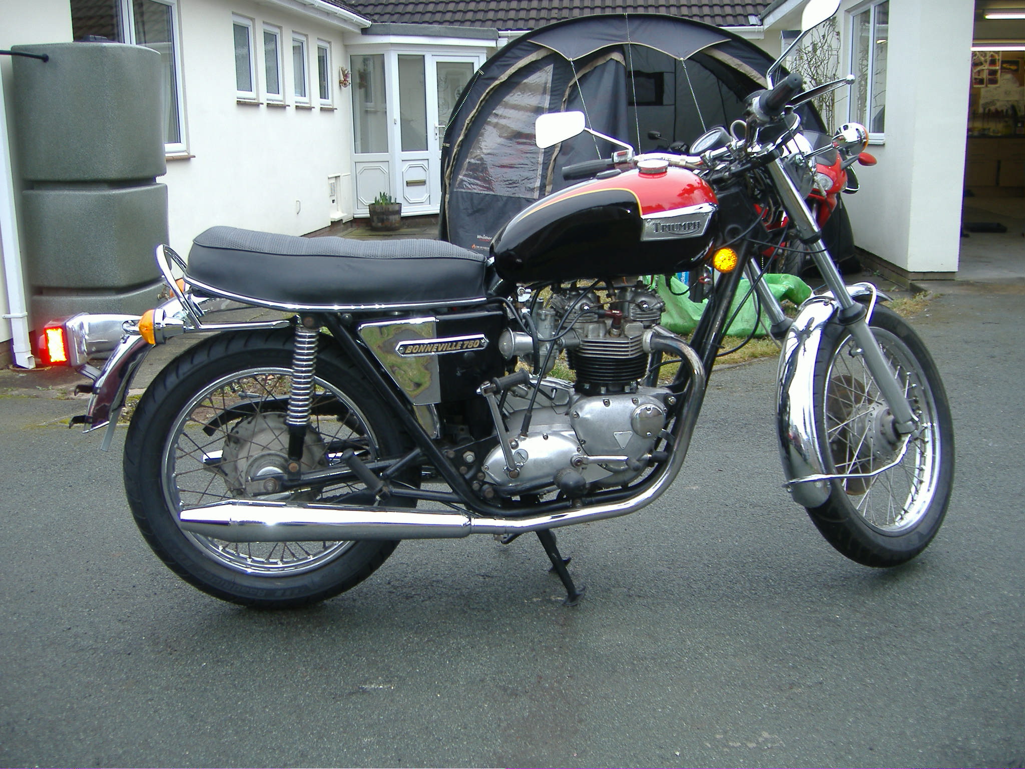 1981 Triumph T 140 E Bonneville Special #8