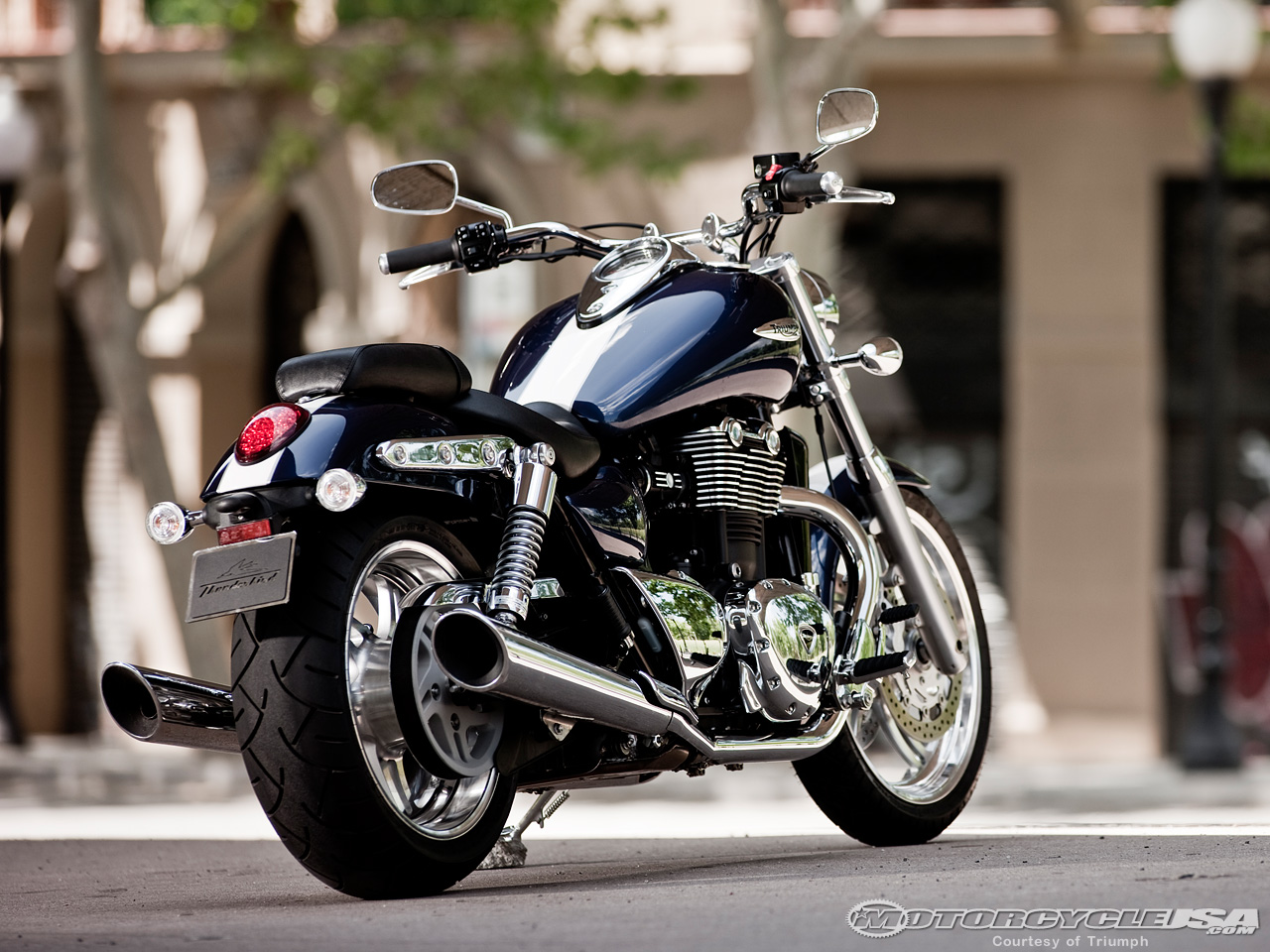 2010 Triumph Thunderbird #8