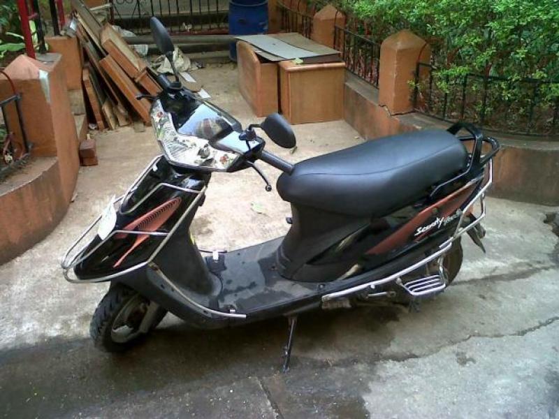 2011 TVS Scooty Teenz #8