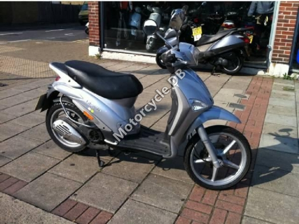 2007 Vespa Granturismo GT 125L #9