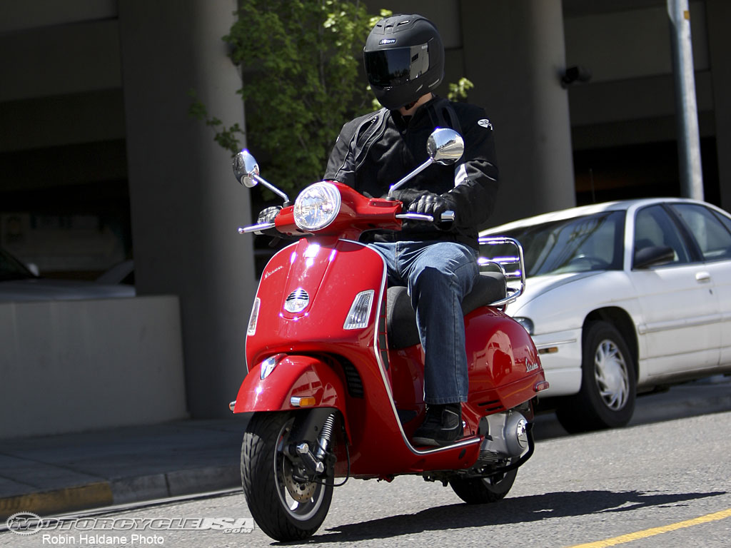 2008 Vespa GTS 250 #10