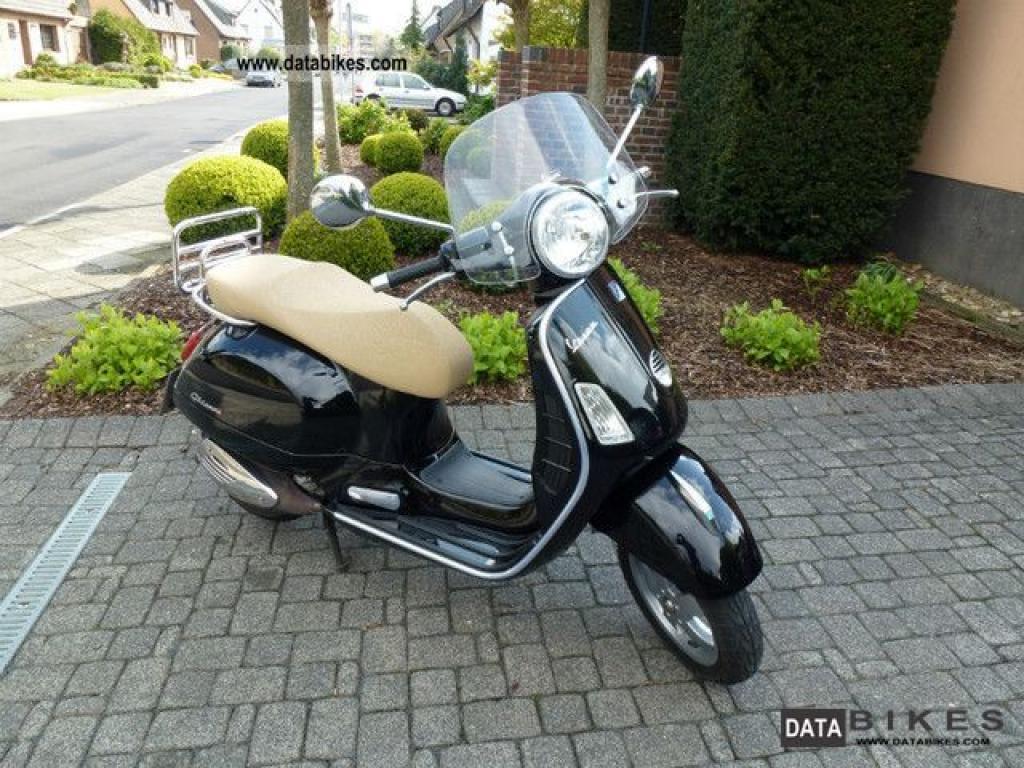 2007 Vespa GTS250 i.e ABS #9