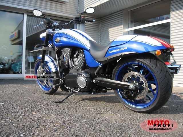 2010 Victory Hammer S #10