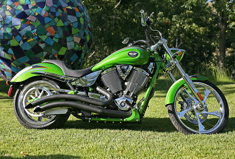 2009 Victory Vegas Low #9