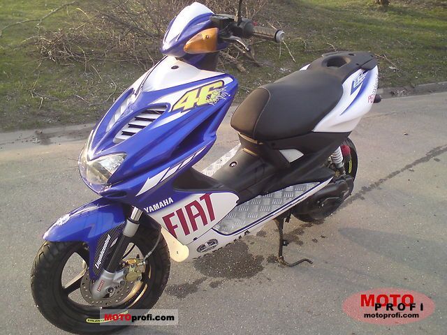 2010 Yamaha Aerox R #8