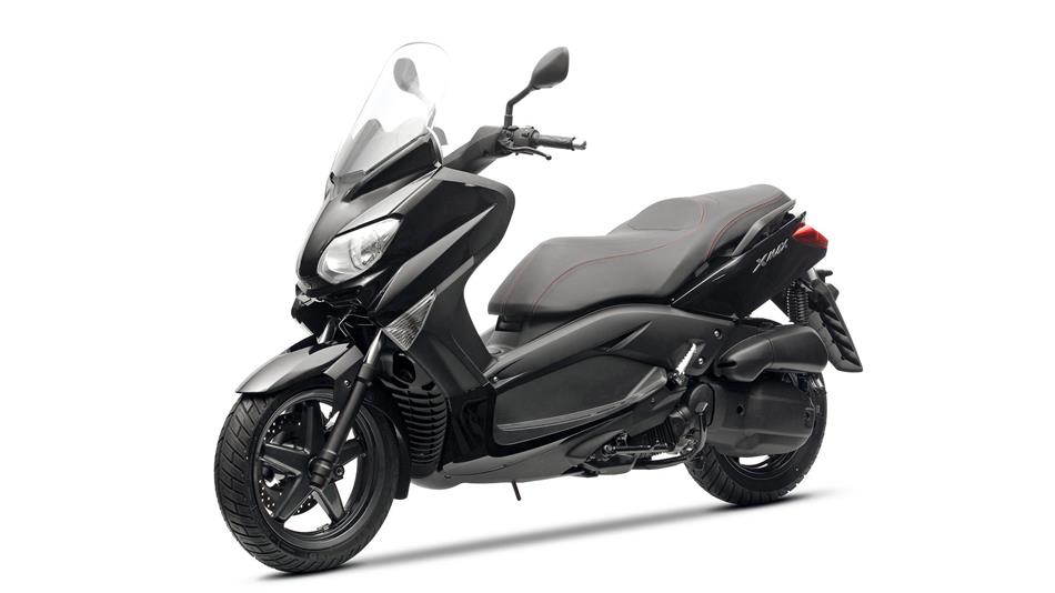 Yamaha Black X-Max 125 #8