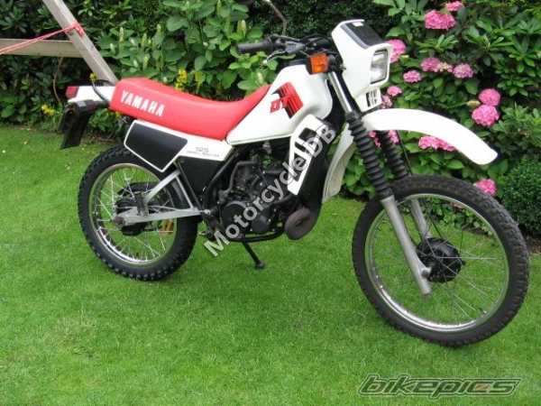 1982 Yamaha DT 125 LC #7