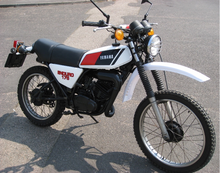1982 Yamaha DT 175 MX #8