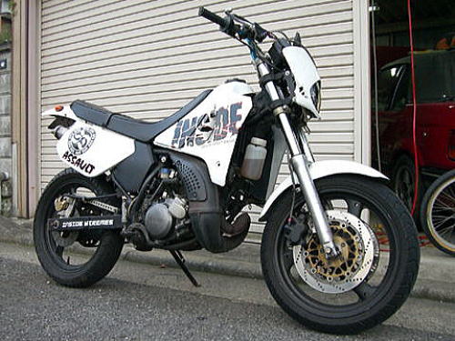 Yamaha DT200R #10