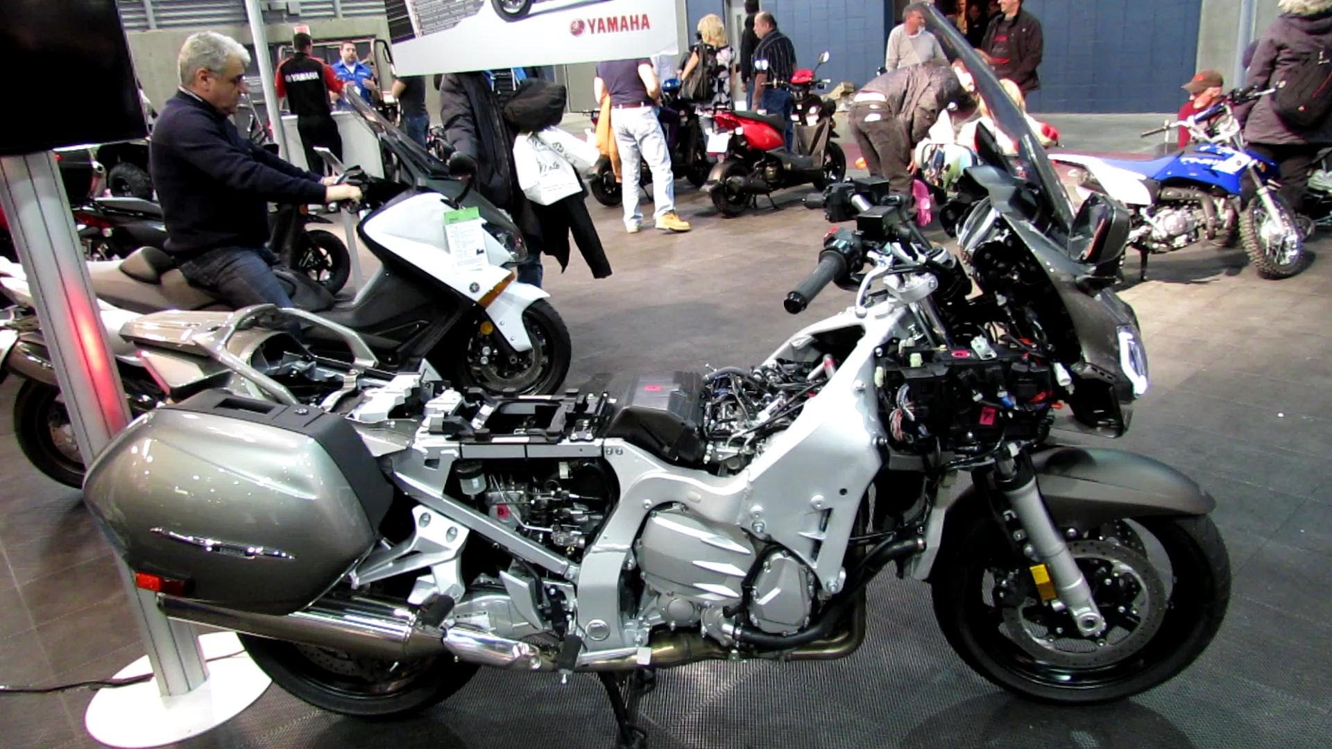 2010 Yamaha FJR 1300 A #7