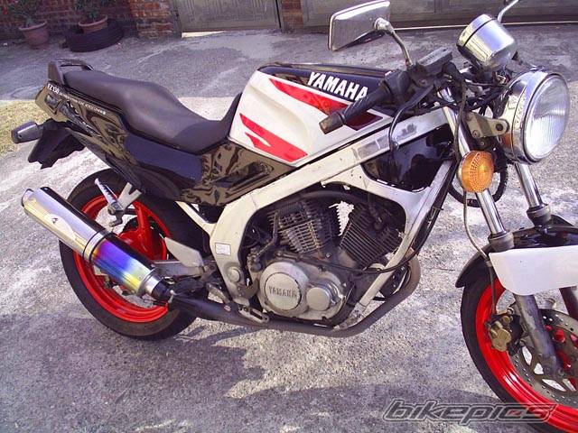 1992 Yamaha FZ 150 N #9