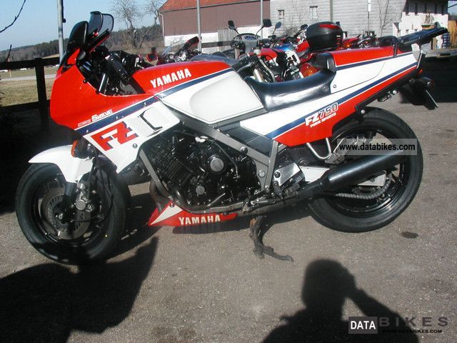 1986 Yamaha FZ 750 #9