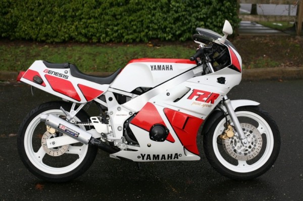 1989 Yamaha FZR 400 #7