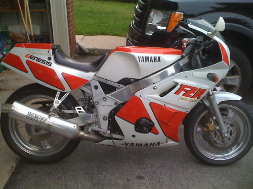 1989 Yamaha FZR 400 #10