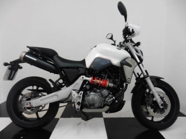 2012 Yamaha MT-03 #9