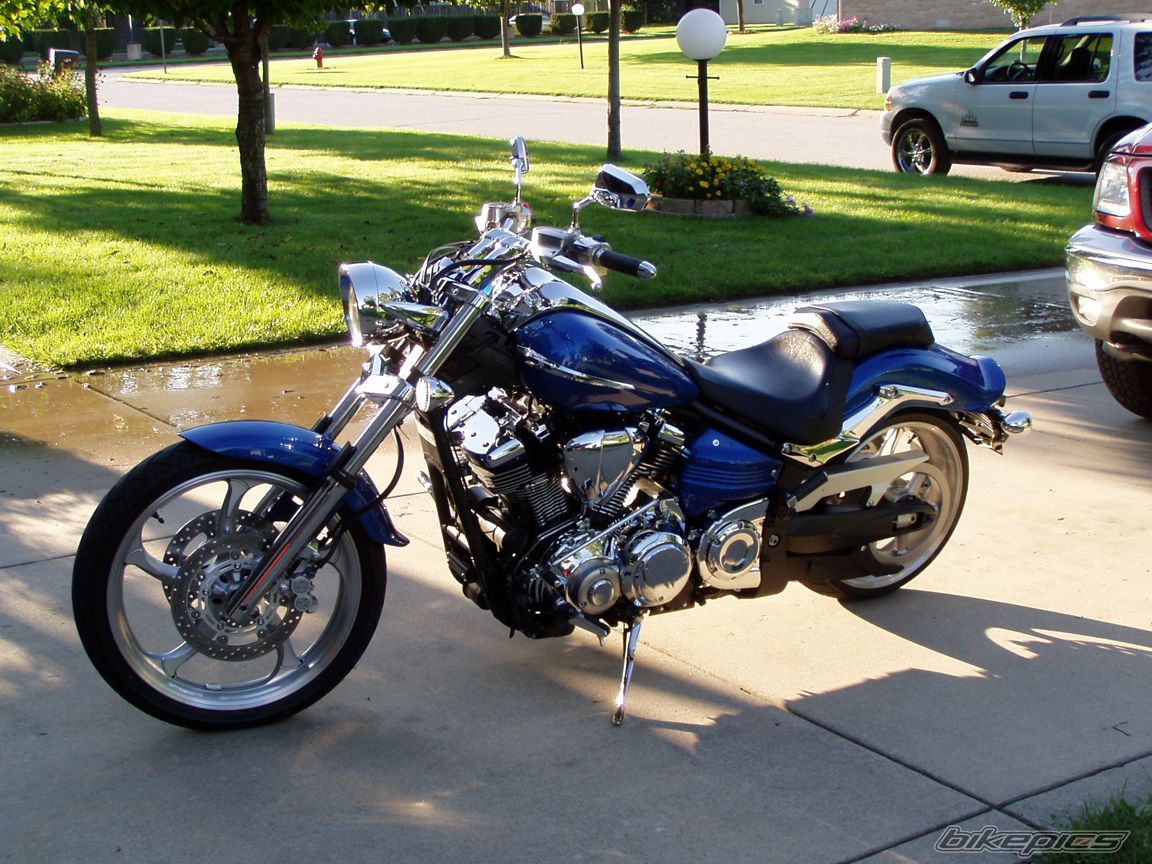 2008 Yamaha Raider S #9