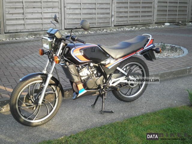 1983 Yamaha RD 125 LC #9