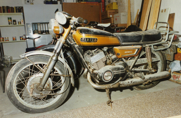 1982 Yamaha RD 250 LC (reduced effect) #8