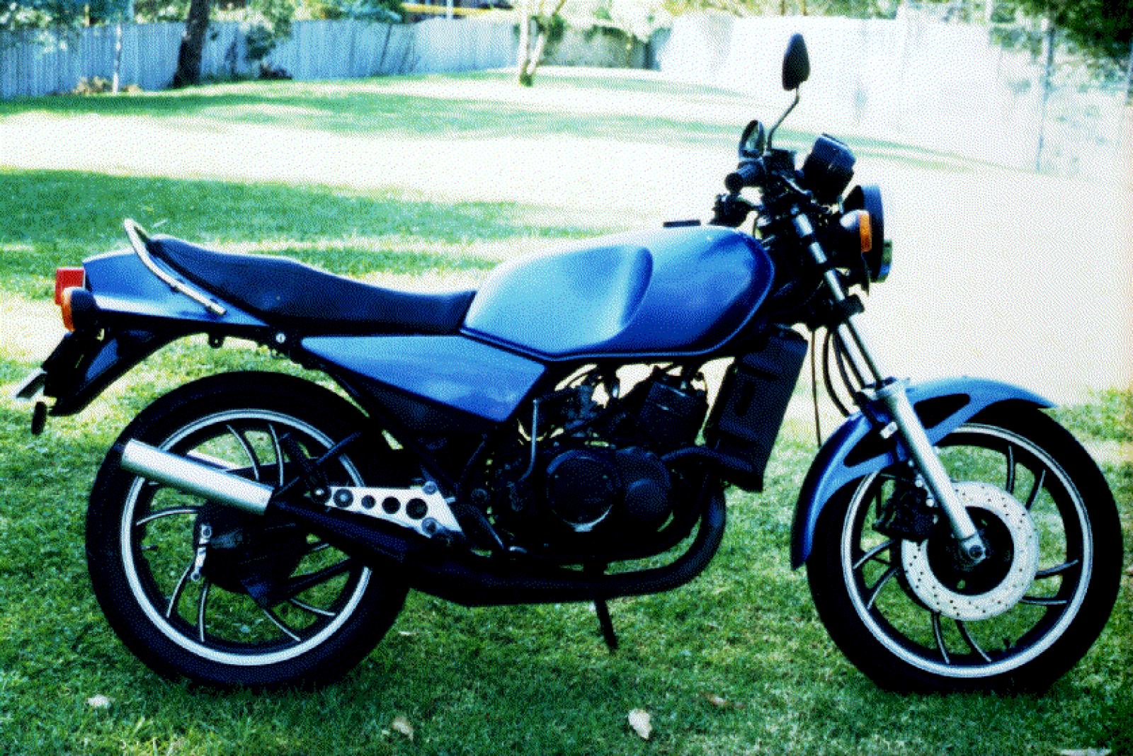 1985 Yamaha RD 350 (reduced effect) #8
