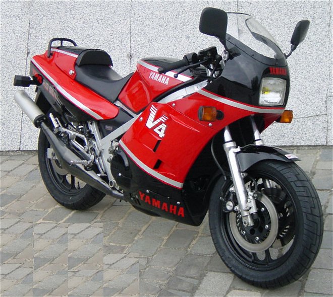 1985 Yamaha RD 500 LC #7