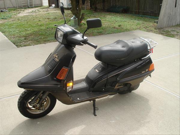 1989 Yamaha Riva 200Z #8