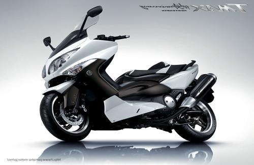 Yamaha TMAX White Max #8