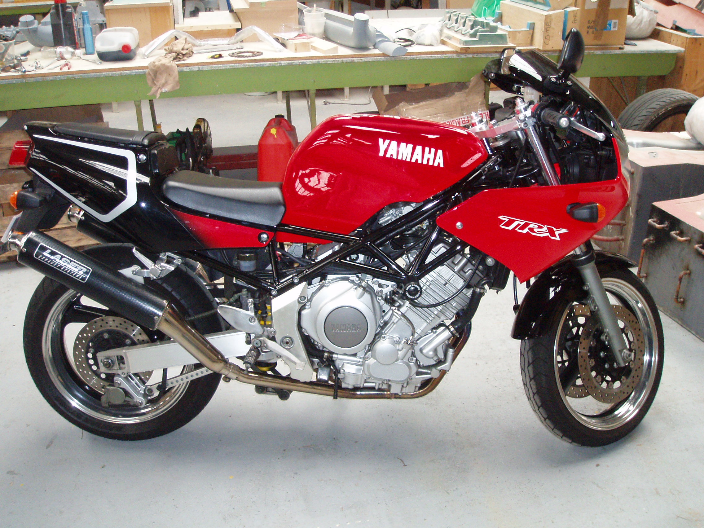 1997 Yamaha TRX 850 #7