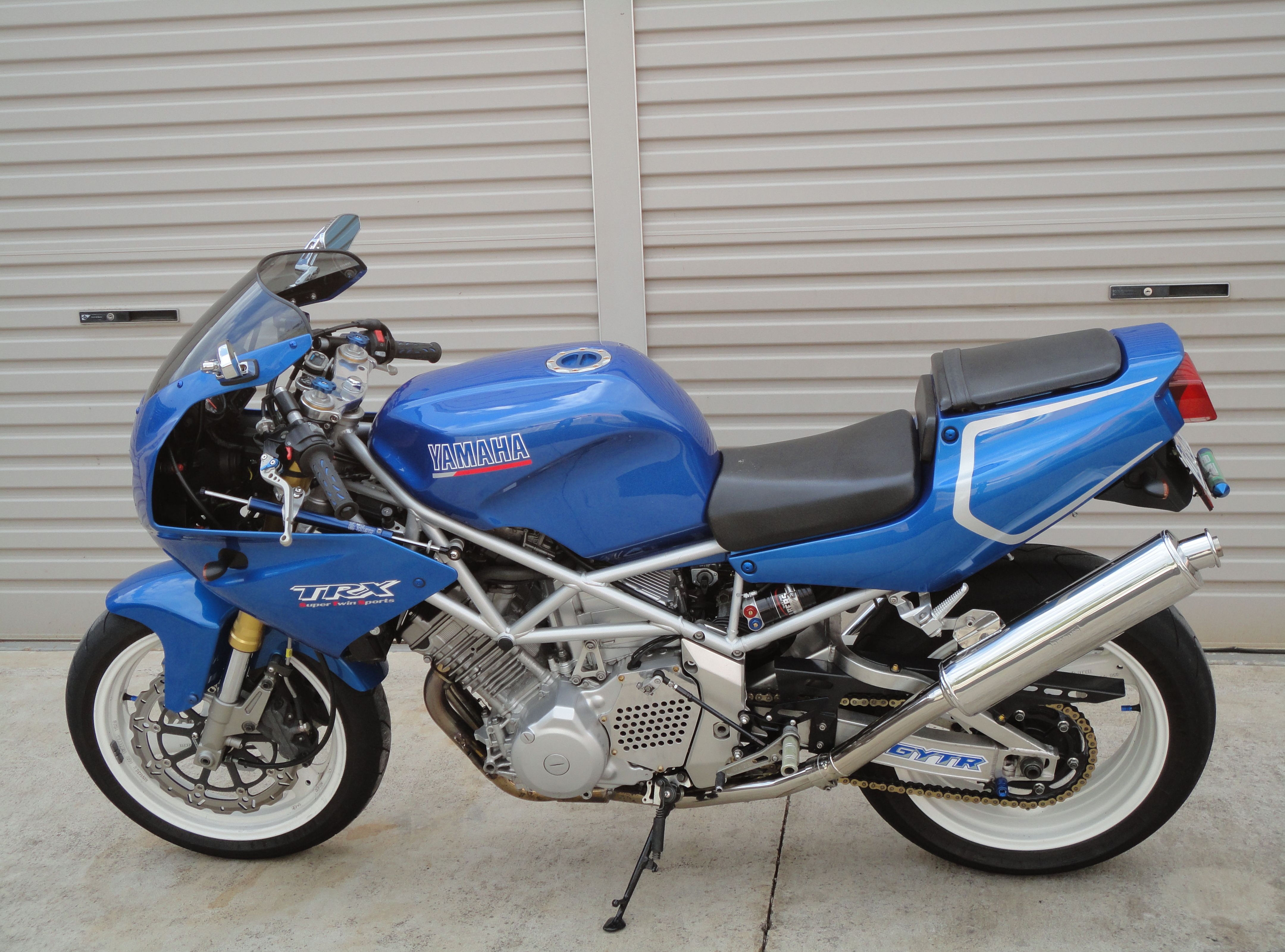 1999 Yamaha TRX 850 #7