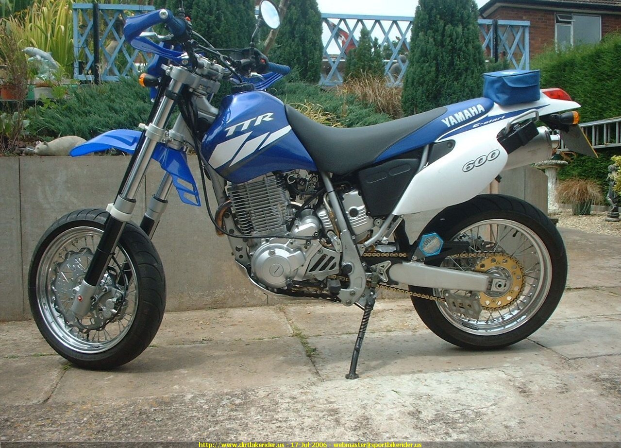 2003 Yamaha TT 600 RE #10