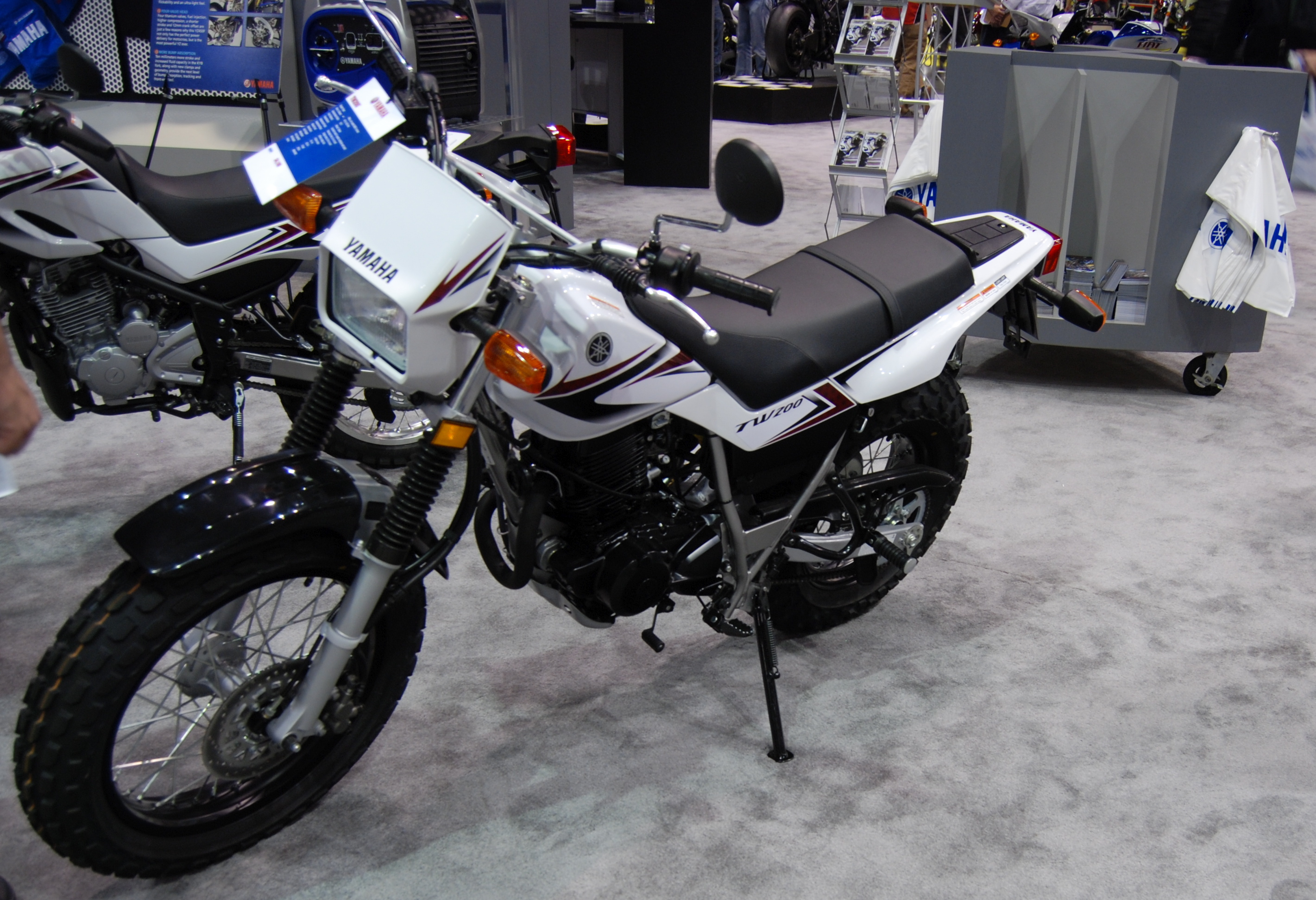 2009 Yamaha TW200 #8