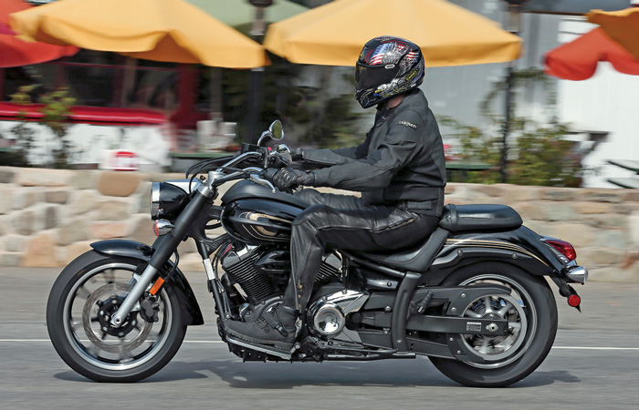 2013 Yamaha V Star 950 #9