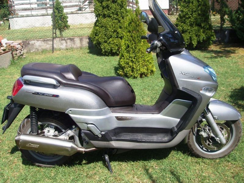 2004 Yamaha Versity 300 #9