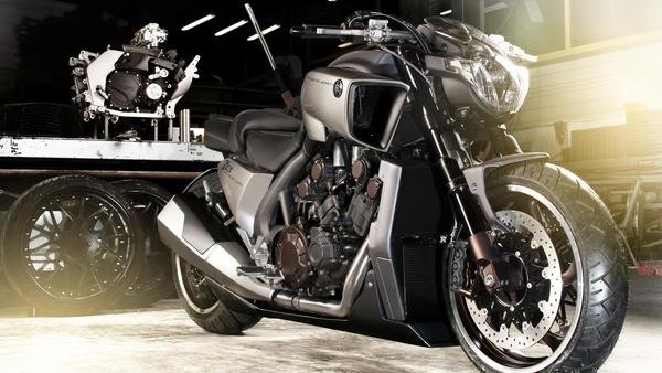 Yamaha VMAX #8