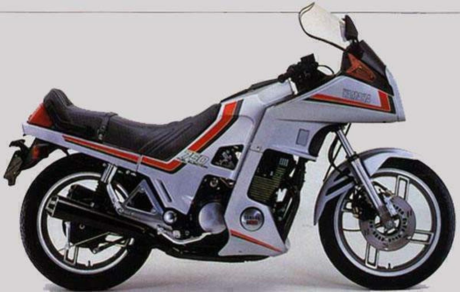1985 Yamaha XJ 750 S #7
