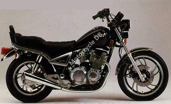1985 Yamaha XJ 750 S #9