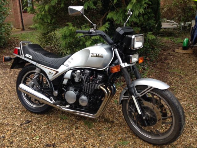 1981 Yamaha XJ 750 Seca #9