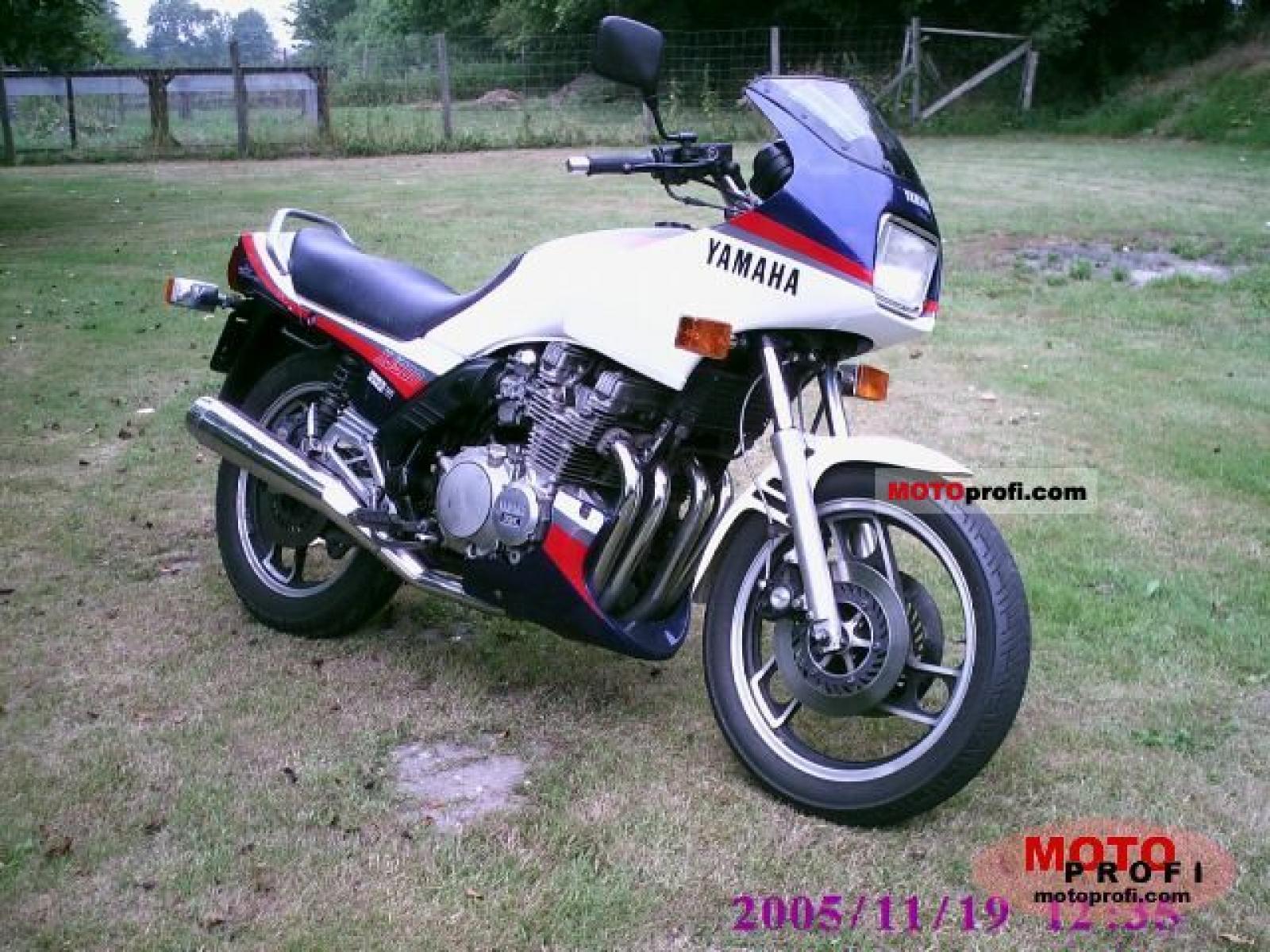 1985 Yamaha XJ 900 F #7