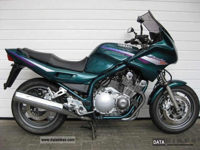 1995 Yamaha XJ 900 S #9