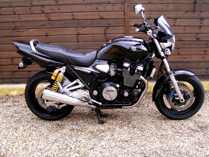 2003 Yamaha XJR 1300 #9