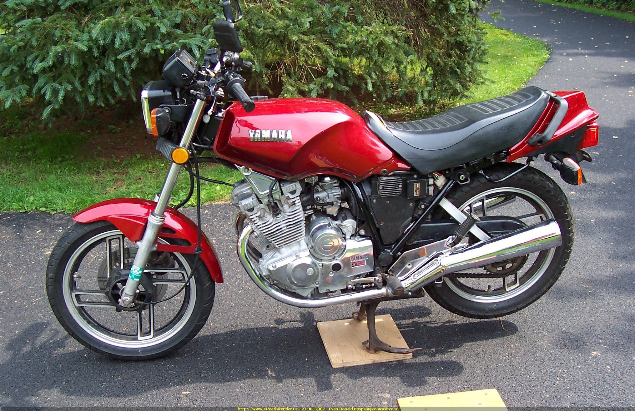1982 Yamaha XS 400 SE #9